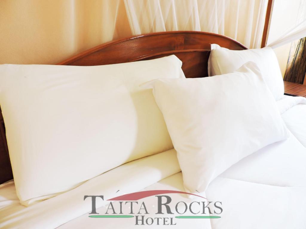 Taita Rocks Hotel Wundanyi Extérieur photo